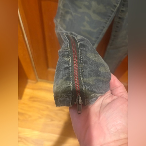 Nicole Miller Tribeca Mid Rise Ankle Skinny Jean - Picture 9 of 14